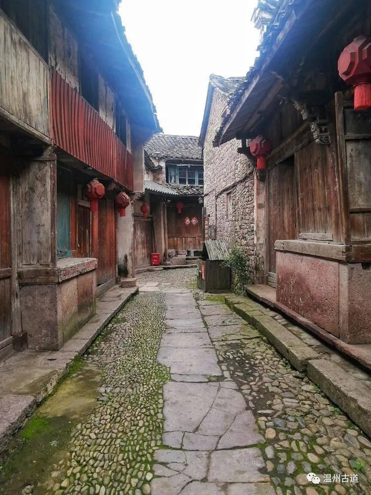 跟女生聊天说跟你在一起很舒服什么意思？游戏画面